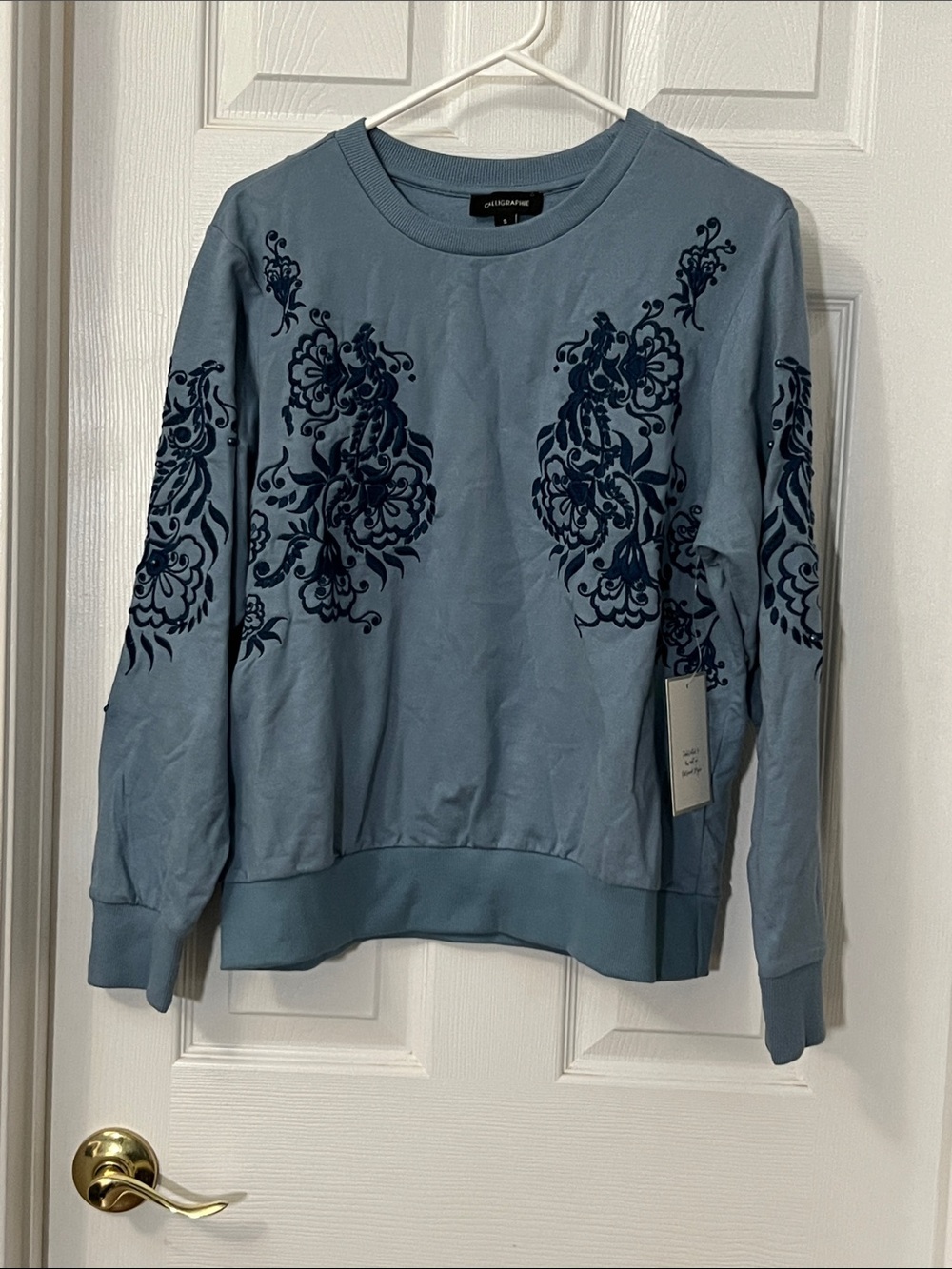 Calligraphie Blue Floral Embroidered Crewneck Sweatshirt